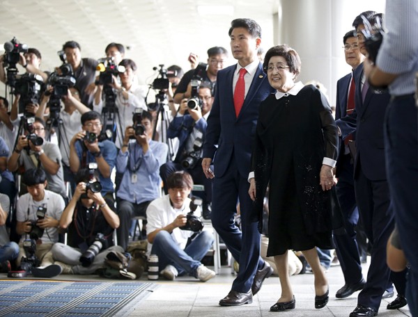 Former RoK First Lady visits DPRK - ảnh 1